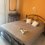 Spiros Place Corfu بيت للعطل