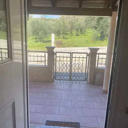 Spiros Place Corfu * Ájosz Sztéfanosz